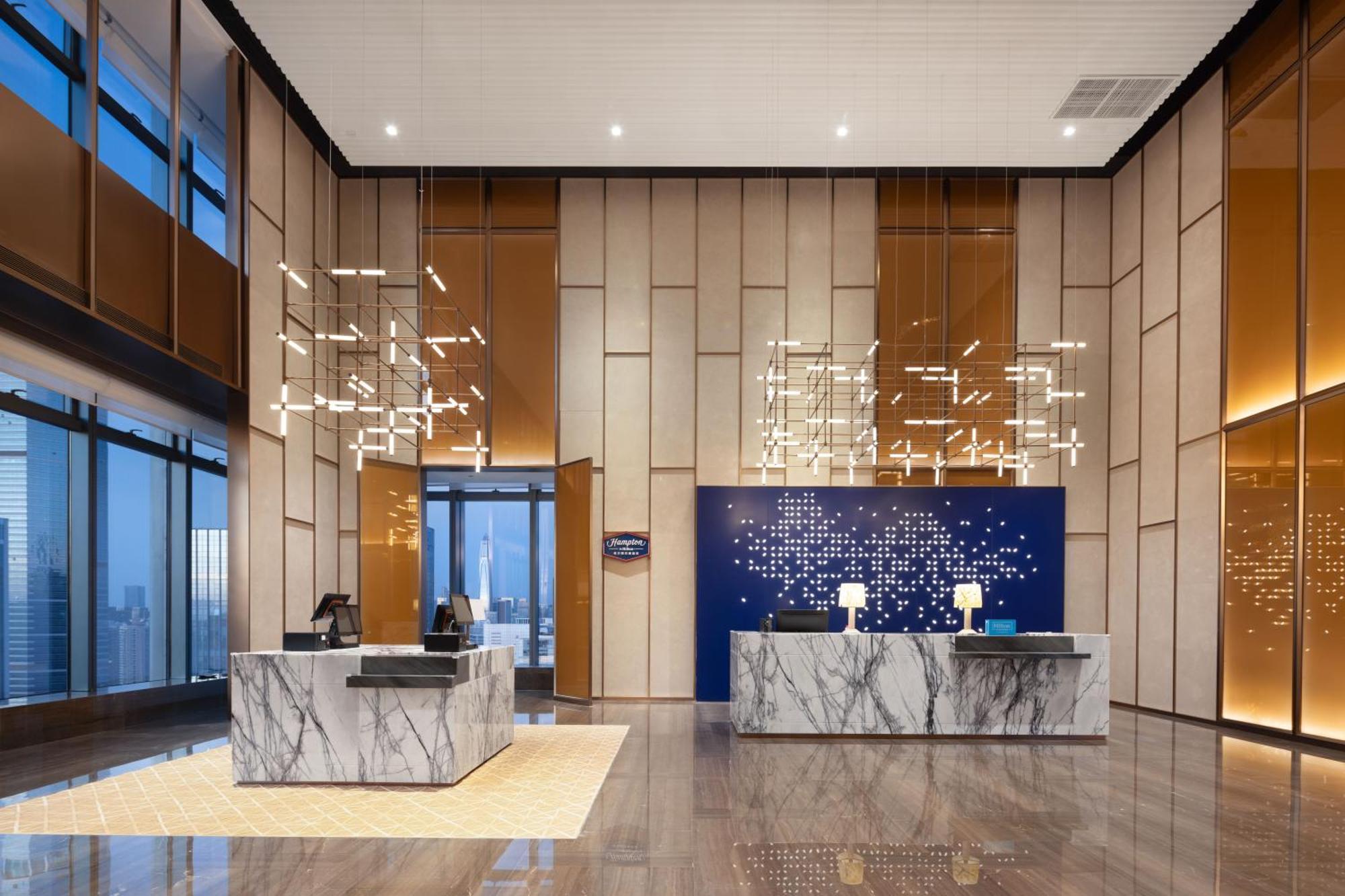 Hampton By Hilton Shenzhen Futian Huaqiangbei Hotel Exterior foto